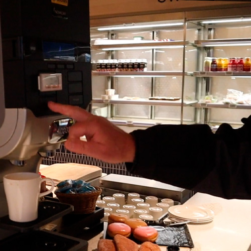 Bioturvallinen ja jätteetön Jacobs Cafitesse Q 110 autolautta M/S Aurora Botnialla